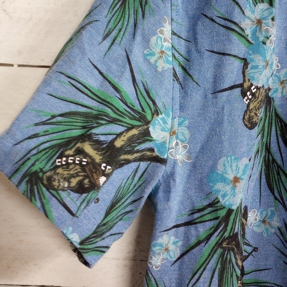 Star Wars Chewbacca Hawaiian Shirt Men's Small Floral Button Front Short Sleeve - Picture 4 of 8